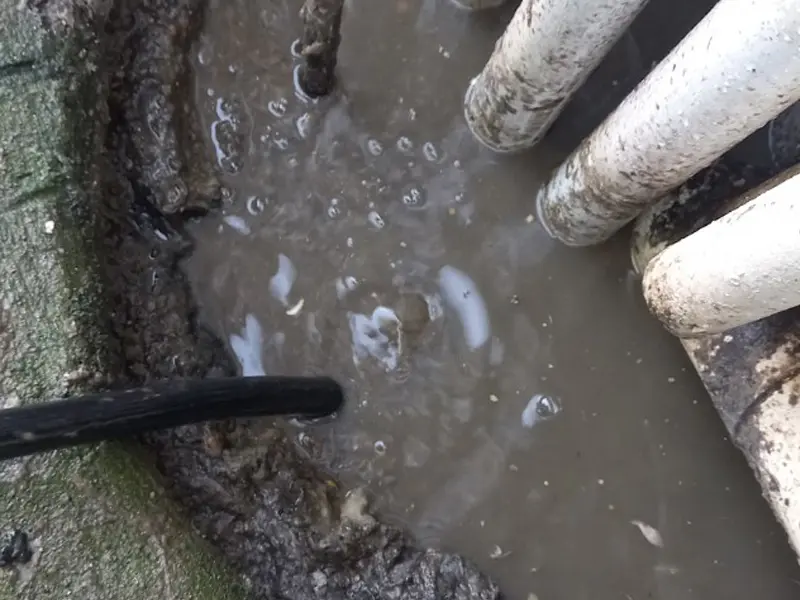 Hydro jetting
